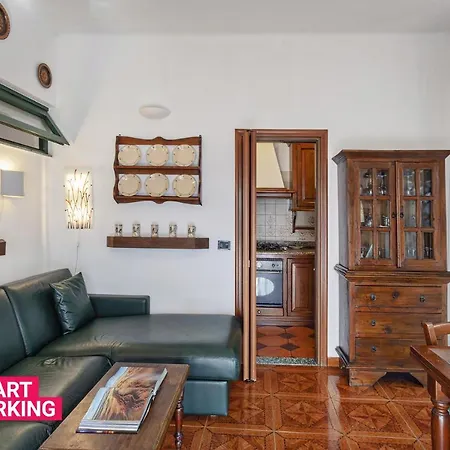 A Relaxing Terrace In Sturla By Wonderful Italy Apartment *